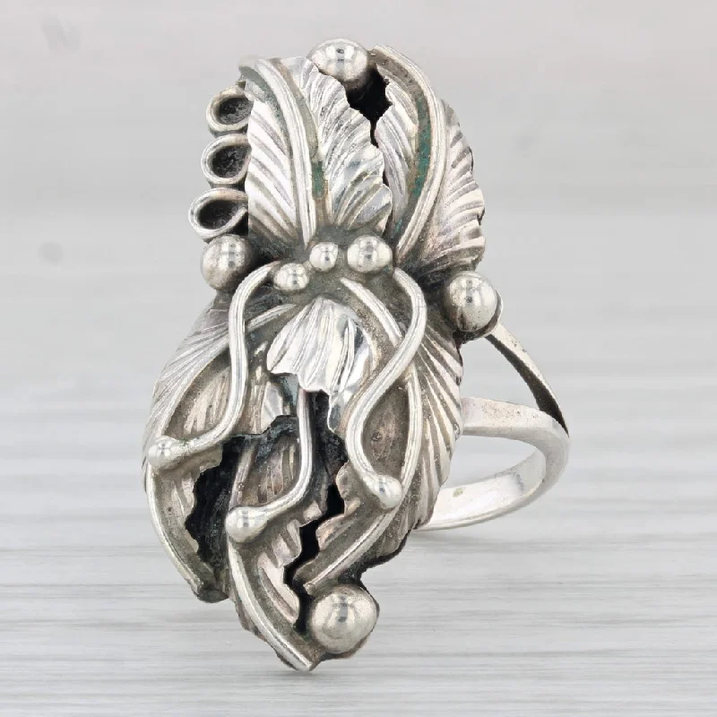 antique gold engagement rings for women-Vintage Native American Leaf Statement Ring Sterling Silver Size 7