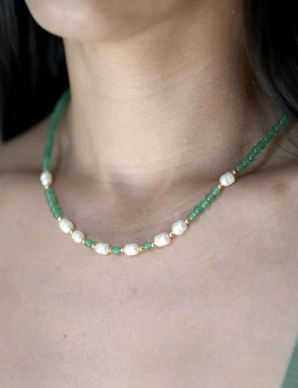 birthstone pendant necklace for women-Aventurine Pearl Necklace